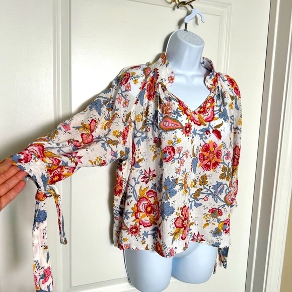 Nicole Miller Peasant Top Boho Floral Lightweight Rayon Tie Sleeves Size Medium - Picture 4 of 10